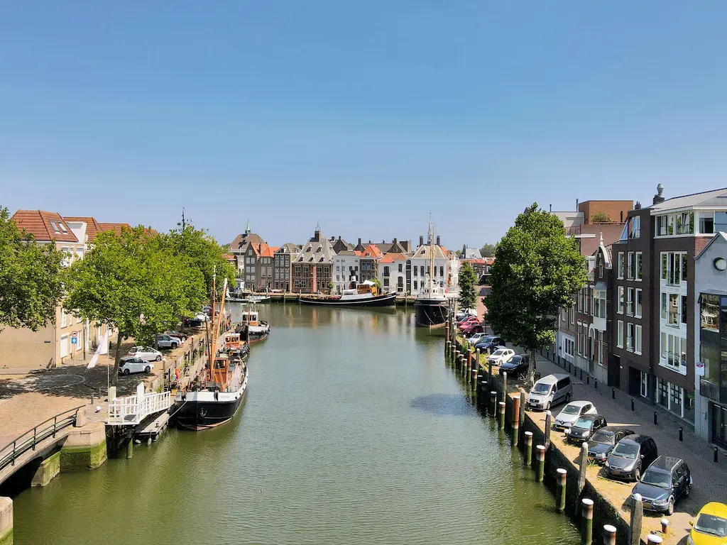 Haven 18RD, MAASSLUIS