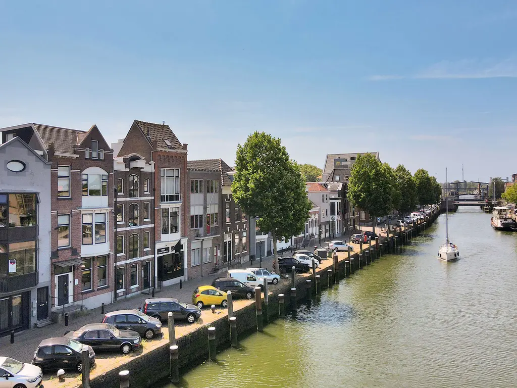 Haven 18RD, MAASSLUIS