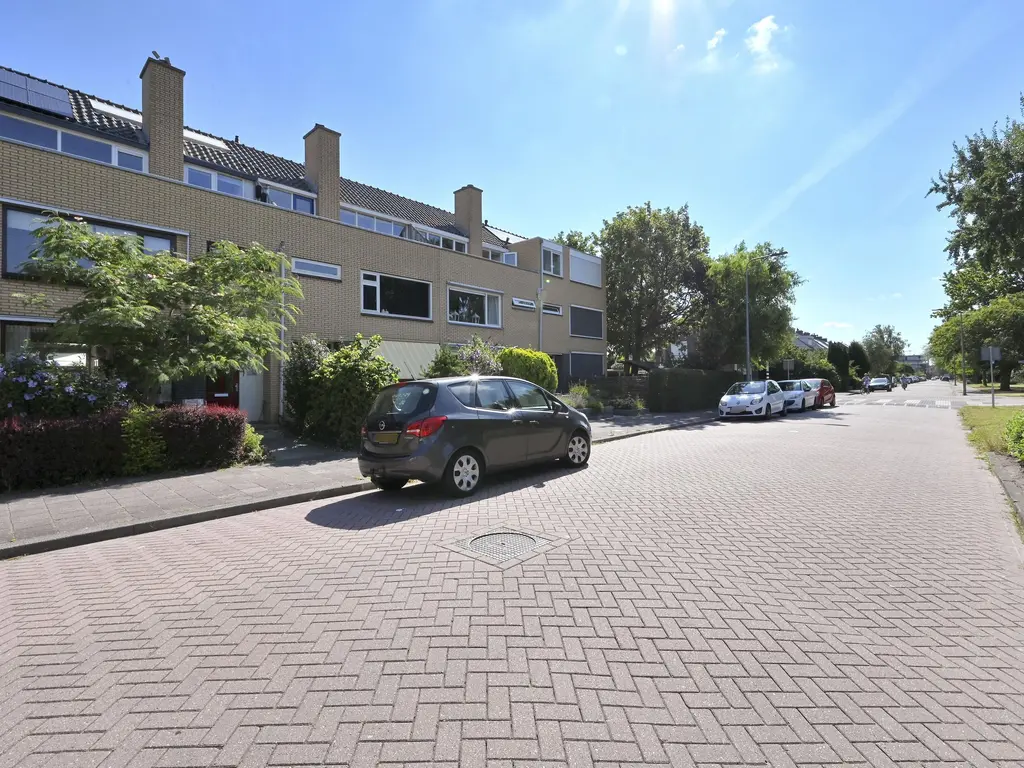 Lijsterlaan 108, MAASSLUIS