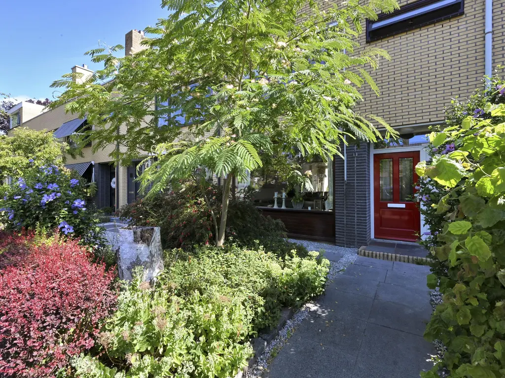 Lijsterlaan 108, MAASSLUIS