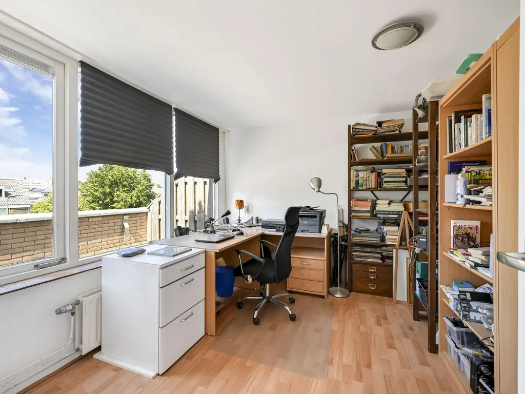 Lijsterlaan 108, MAASSLUIS