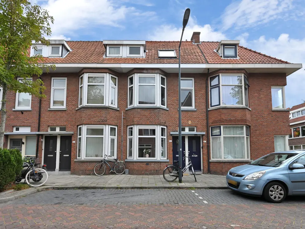 J A Alberdingk Thijmstraat 4B, SCHIEDAM