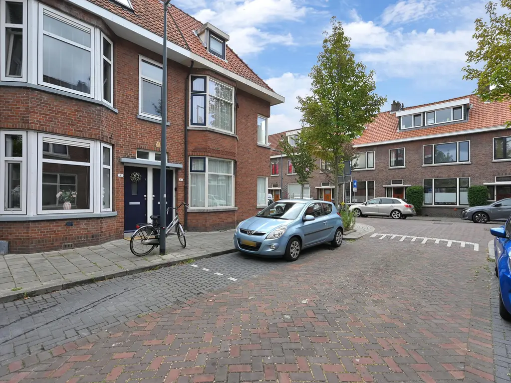 J A Alberdingk Thijmstraat 4B, SCHIEDAM