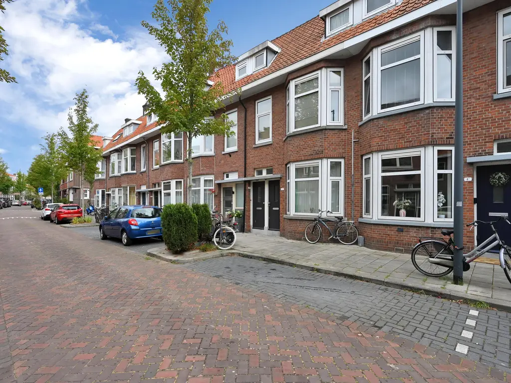 J A Alberdingk Thijmstraat 4B, SCHIEDAM