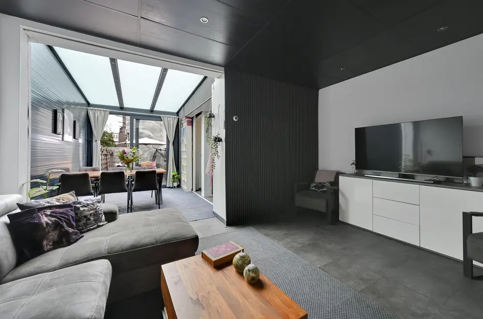 J A Alberdingk Thijmstraat 4B
