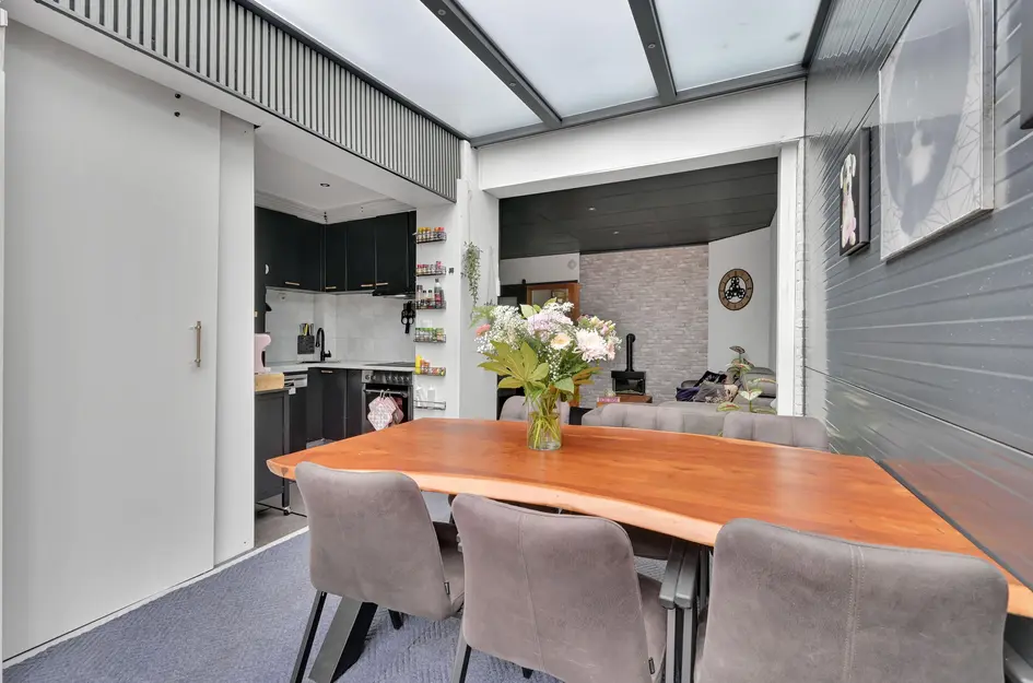 J A Alberdingk Thijmstraat 4B