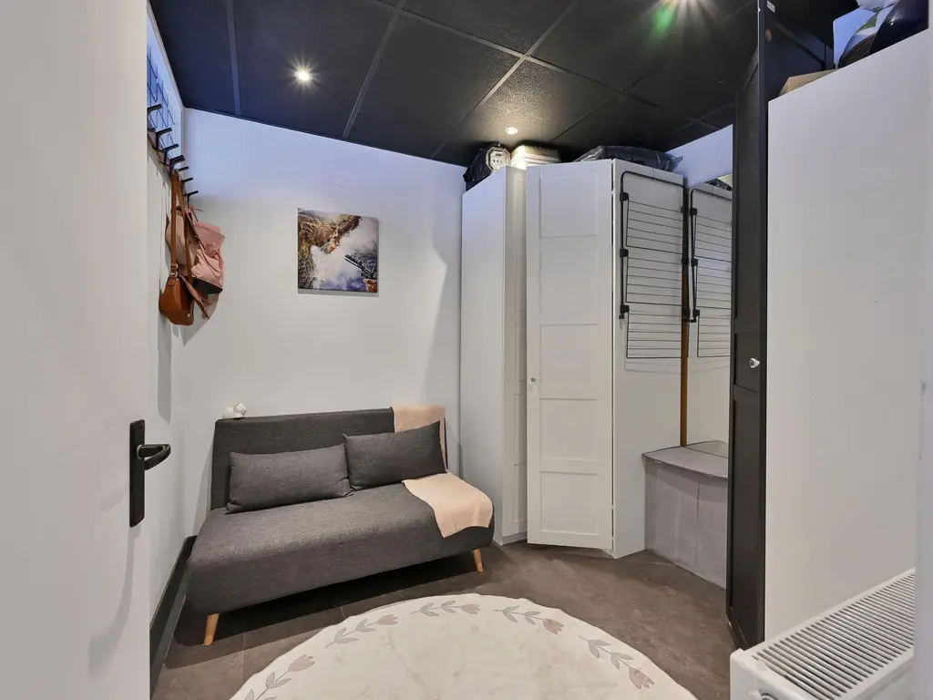 J A Alberdingk Thijmstraat 4B, SCHIEDAM