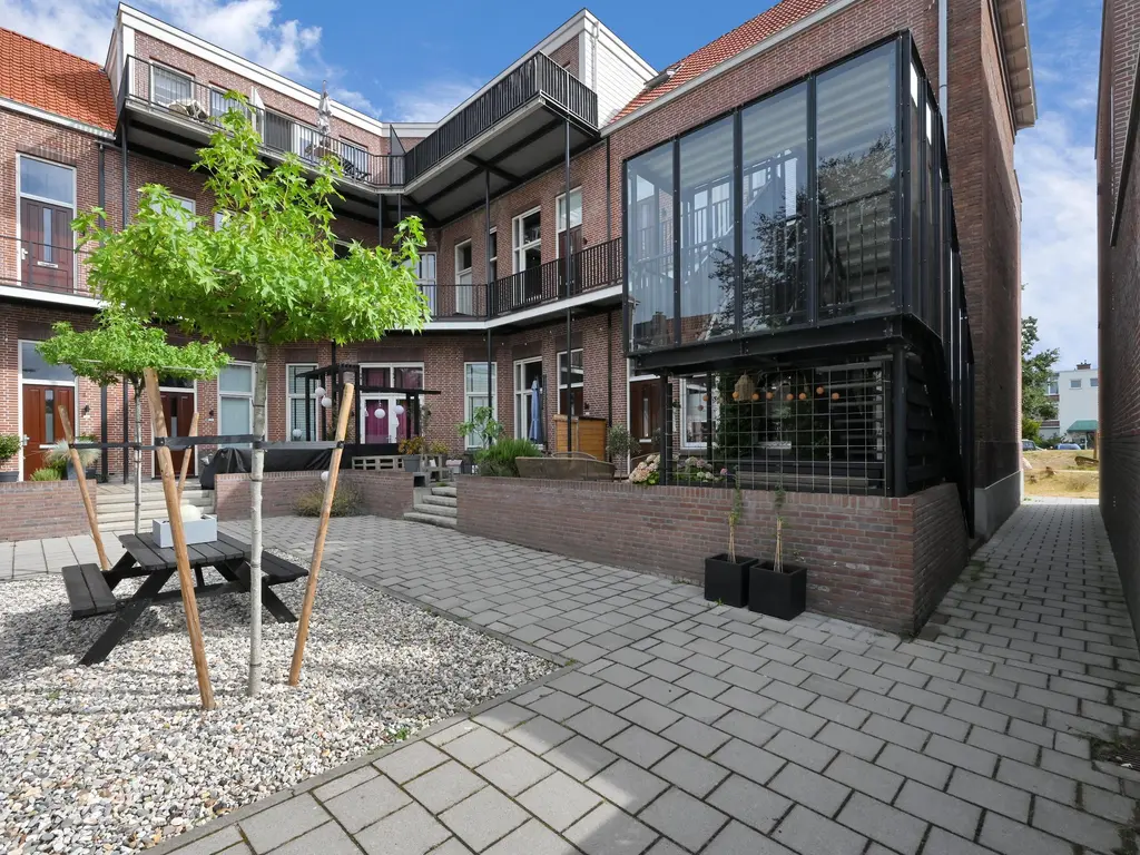 Fenacoliusplein 19, MAASSLUIS