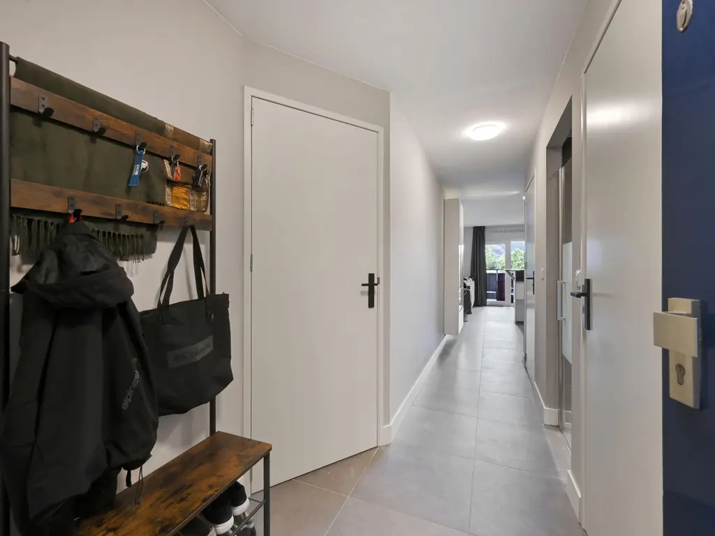 Buis 91, MAASSLUIS