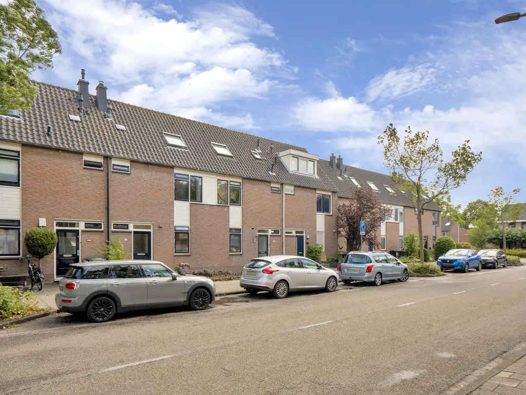 Oudlaan 14, NAALDWIJK