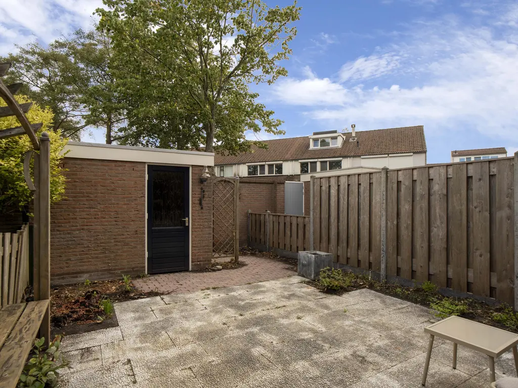 Oudlaan 14, NAALDWIJK