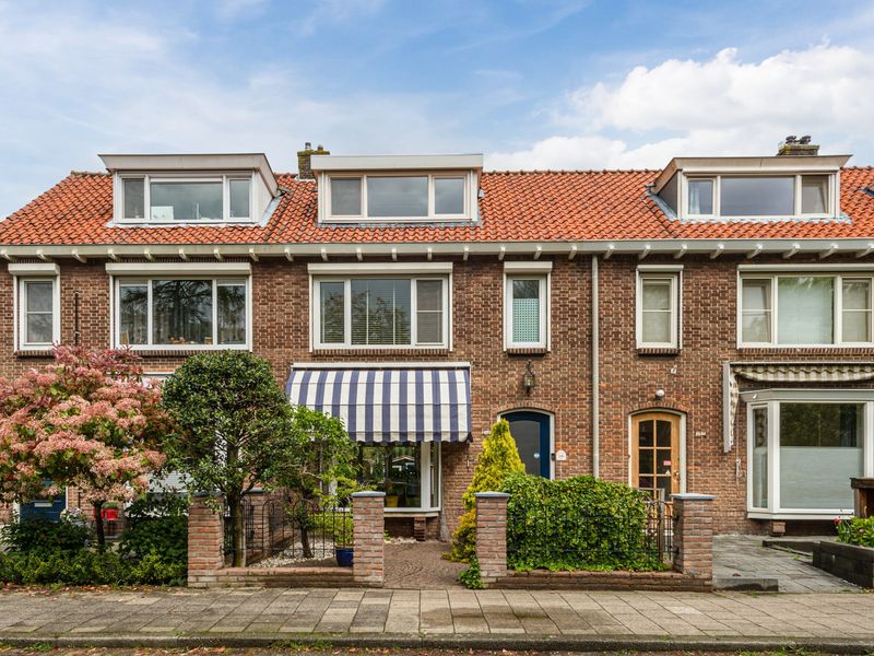 Larikslaan 259, Rotterdam- Schiebroek