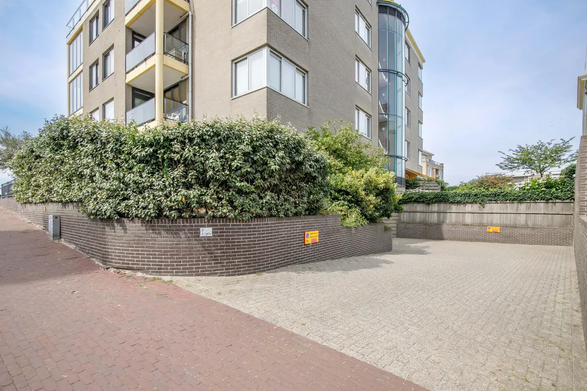 Zeekant 64A Den Haag