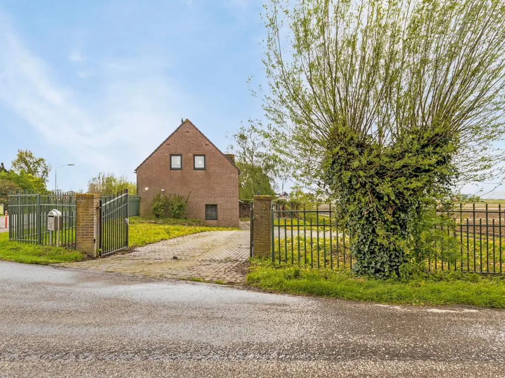 Driehoefijzersstraat 31a, Zevenbergschen Hoek