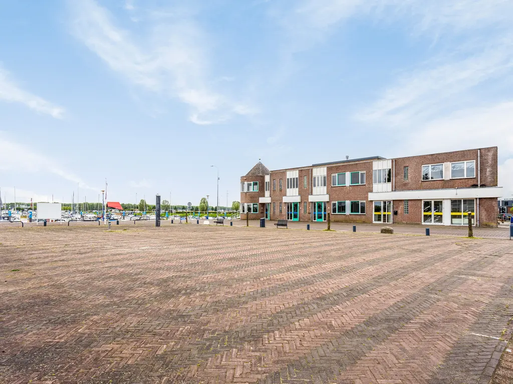 Nieuwe Jachthaven 1, Drimmelen