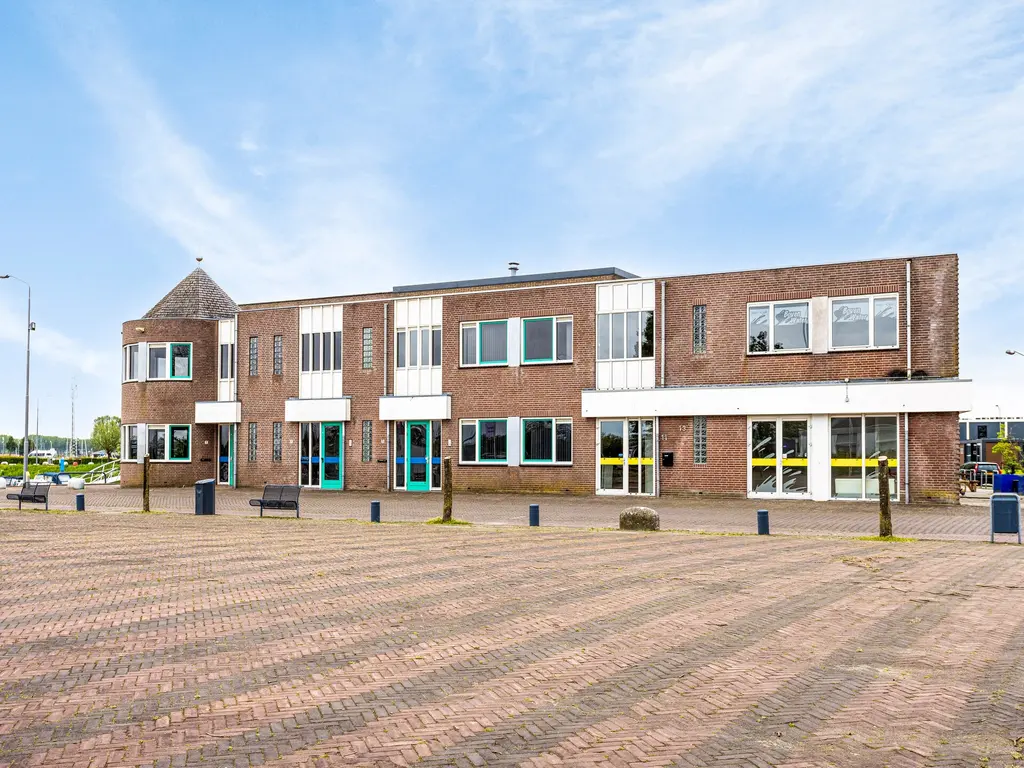 Nieuwe Jachthaven 1, Drimmelen