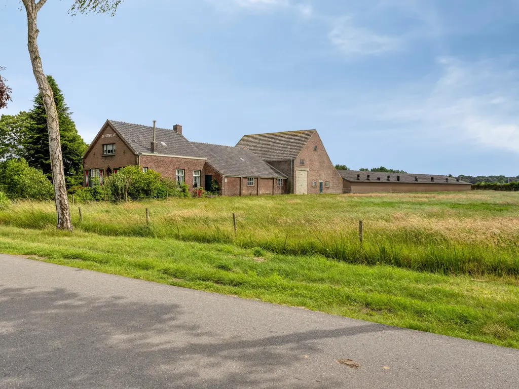 Berkenstraat 10, Oosteind