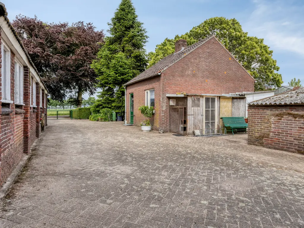 Berkenstraat 10, Oosteind