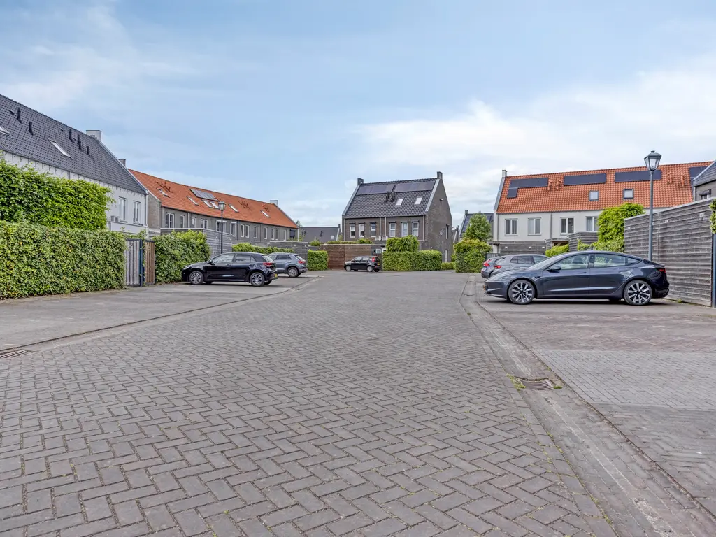 Dijkbeemd 3, Best