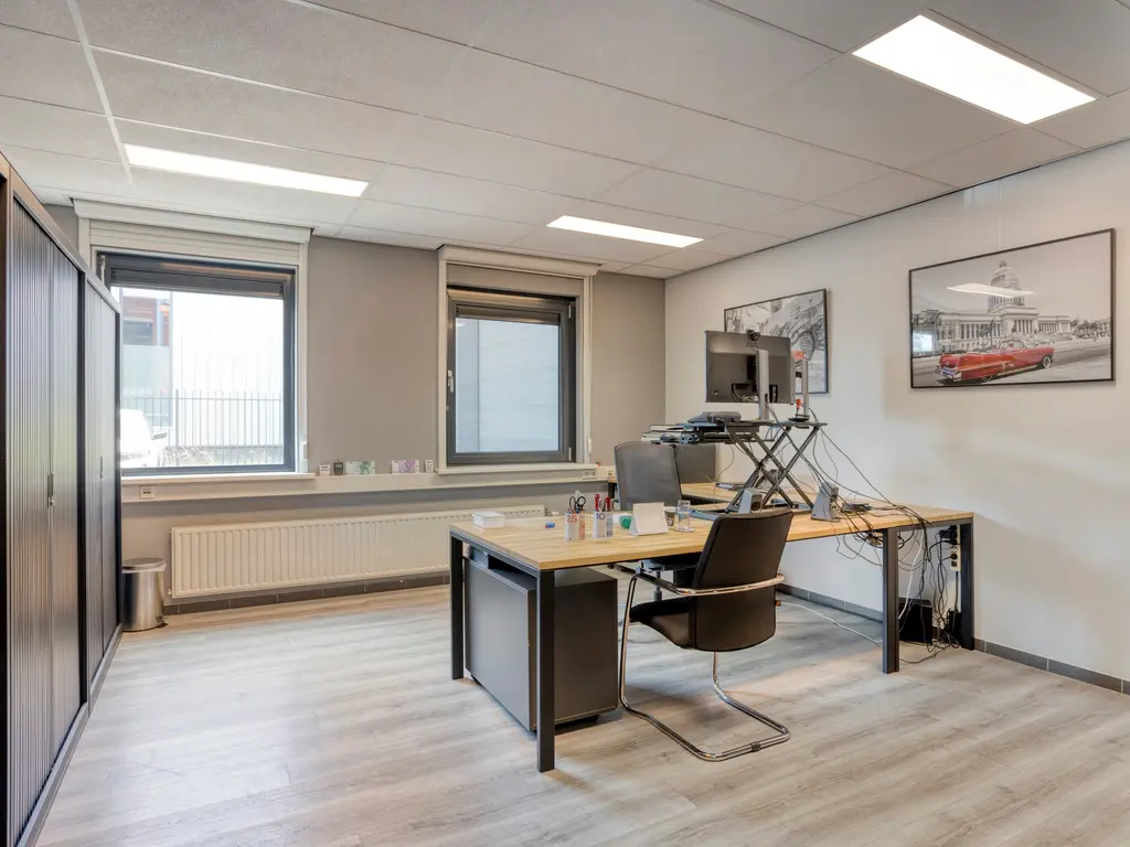 Minervum 7284, Breda