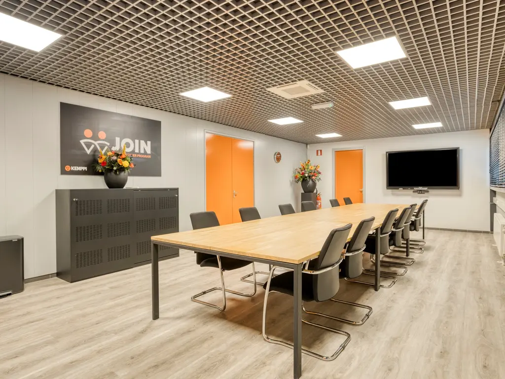 Minervum 7284, Breda