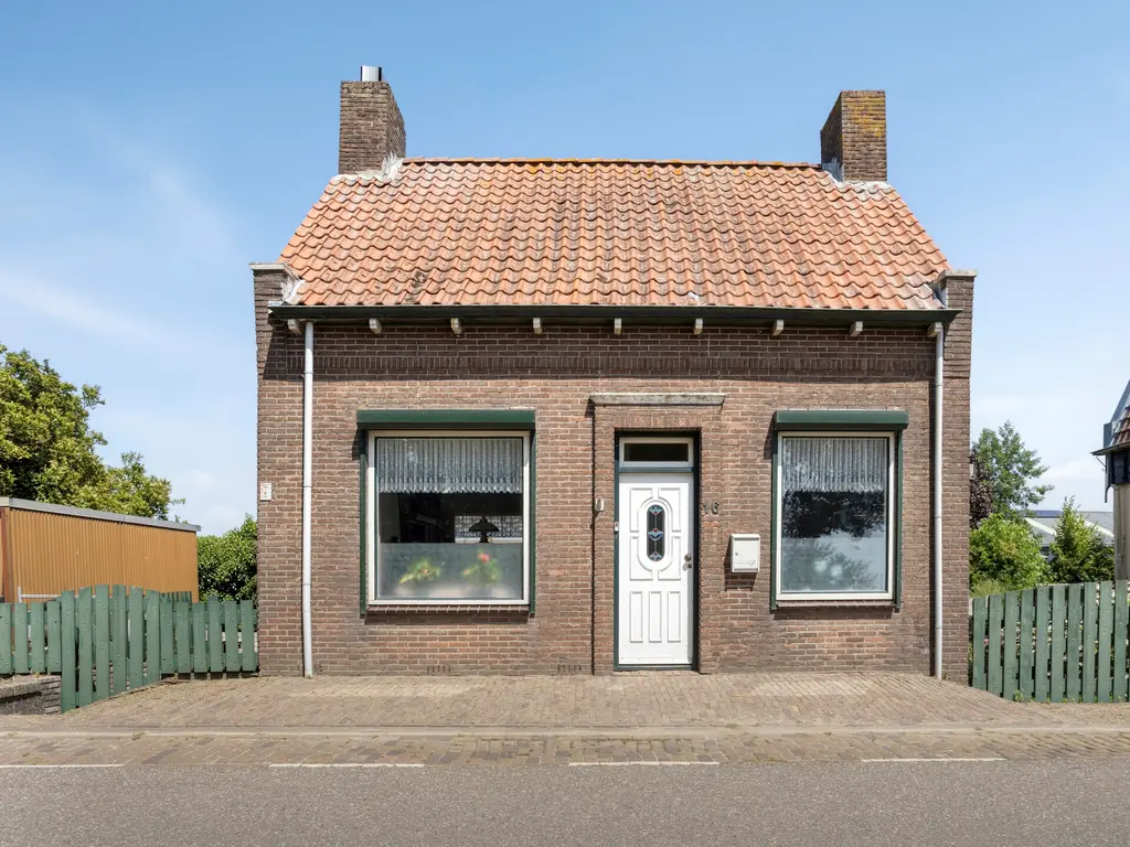 Gaete 16, Lage Zwaluwe