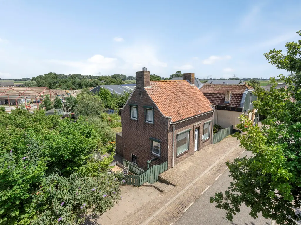 Gaete 16, Lage Zwaluwe