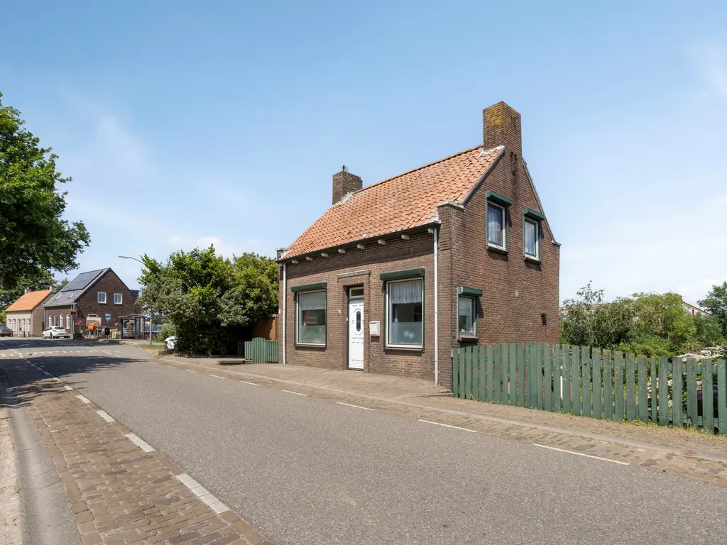 Gaete 16, Lage Zwaluwe
