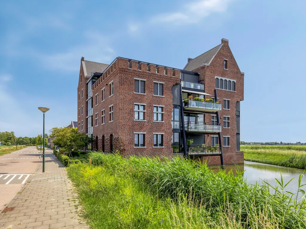 Sportlaan 86, Almkerk