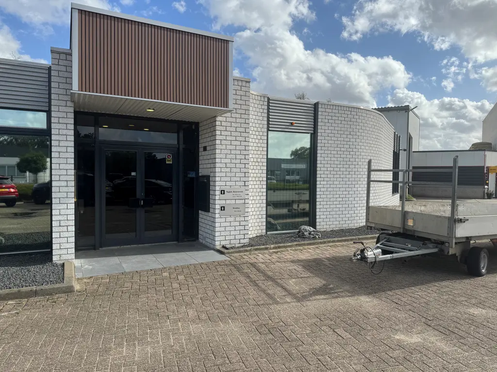 Sterrekroos 10, Raamsdonksveer