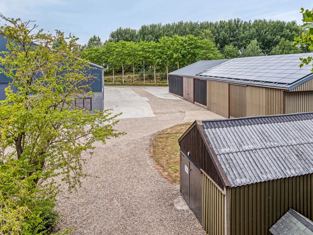 Stelleweg 2, Dinteloord