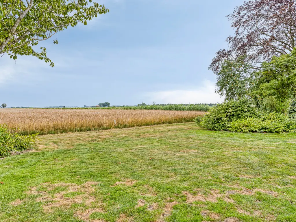 Stelleweg 2, Dinteloord
