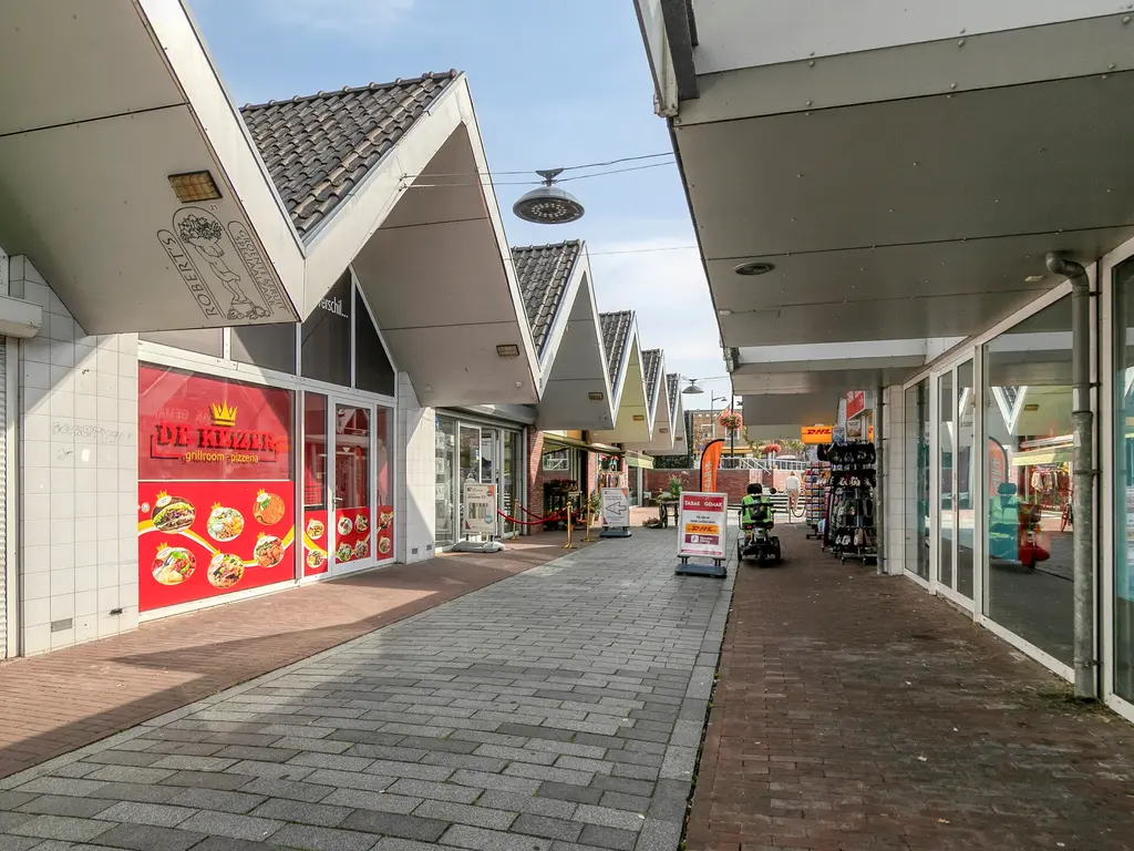 Hoofdstraat 8, Raamsdonksveer
