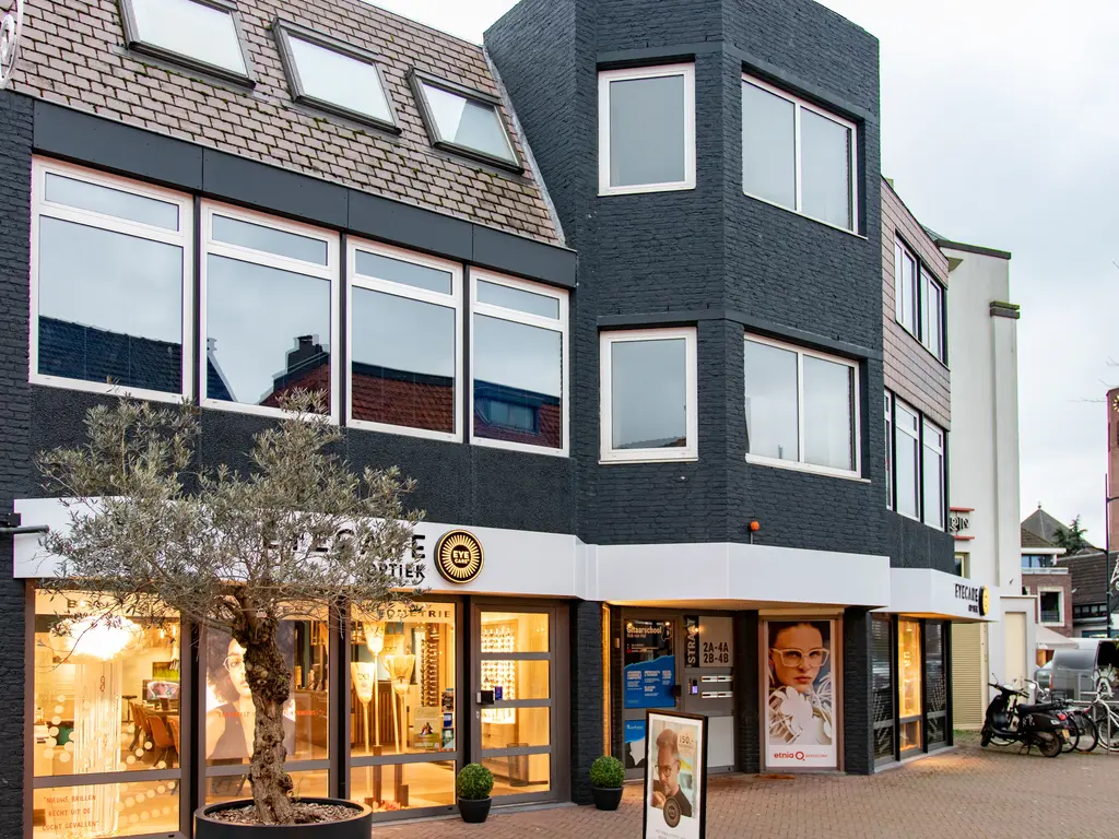 Hoofdstraat 2A, Raamsdonksveer