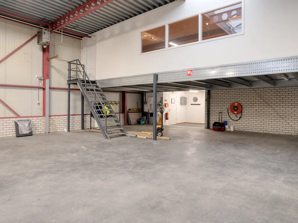 Brasem 26, Raamsdonksveer