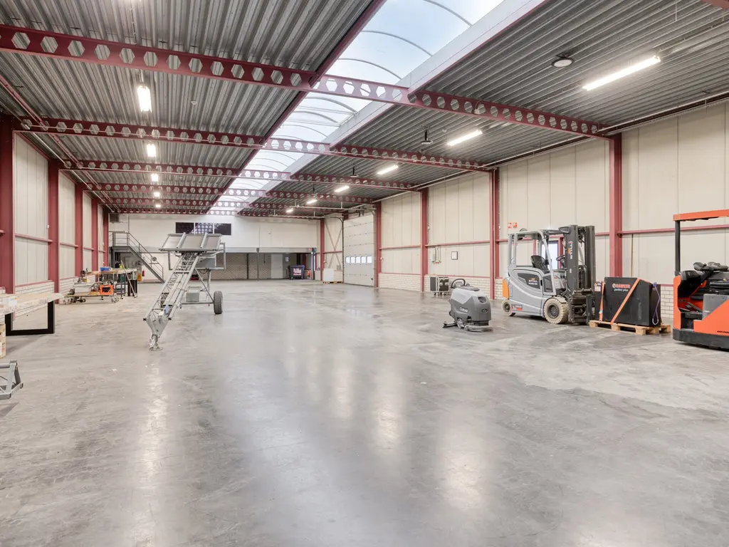 Brasem 26, Raamsdonksveer