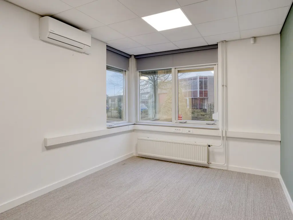 Brasem 26, Raamsdonksveer