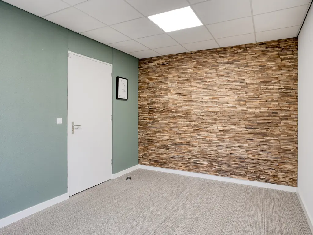 Brasem 26, Raamsdonksveer