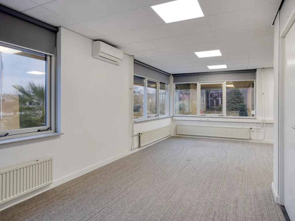 Brasem 26, Raamsdonksveer