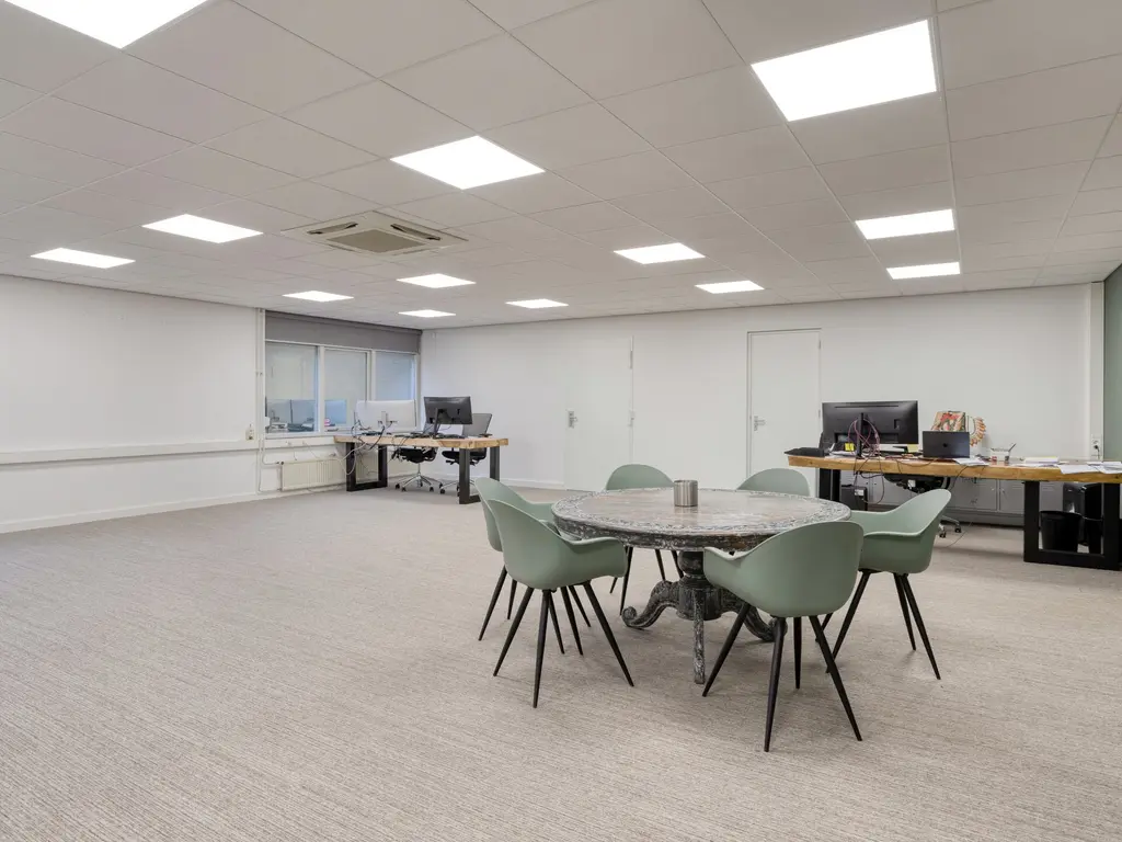 Brasem 26, Raamsdonksveer