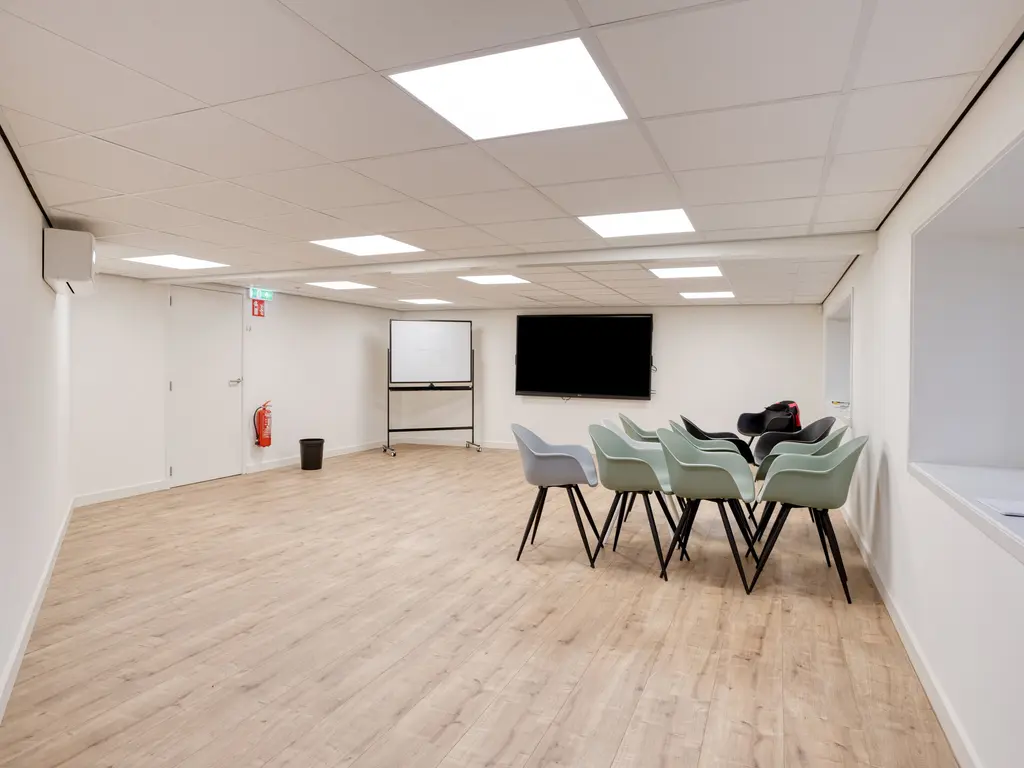 Brasem 26, Raamsdonksveer