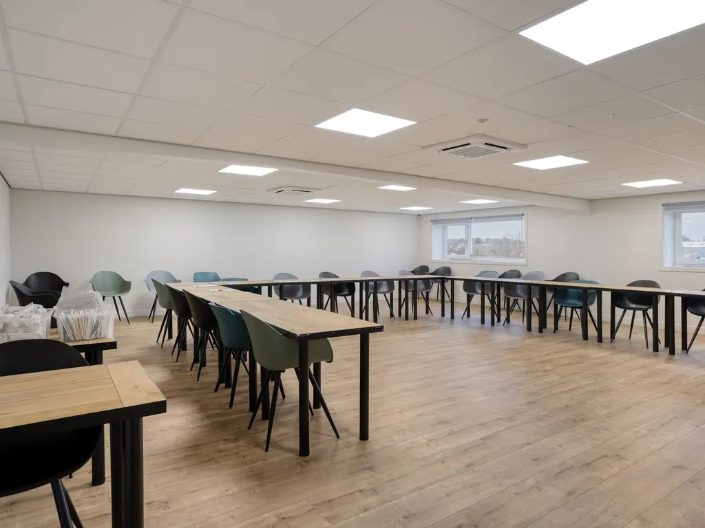 Brasem 26, Raamsdonksveer