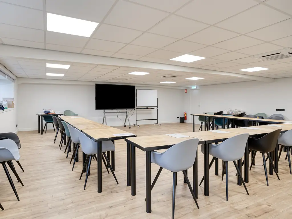 Brasem 26, Raamsdonksveer