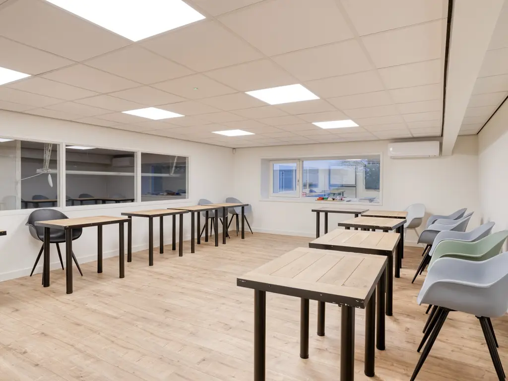 Brasem 26, Raamsdonksveer