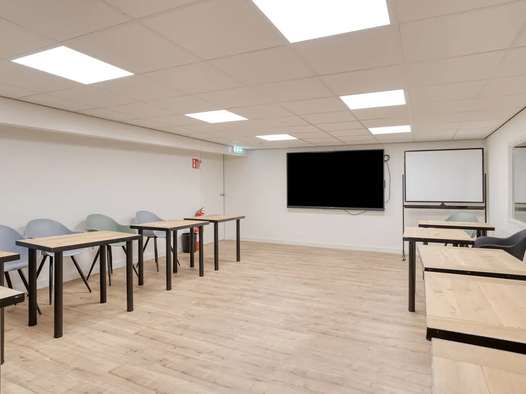 Brasem 26, Raamsdonksveer