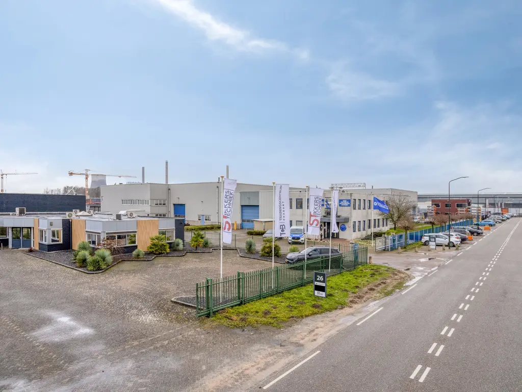 Brasem 26, Raamsdonksveer