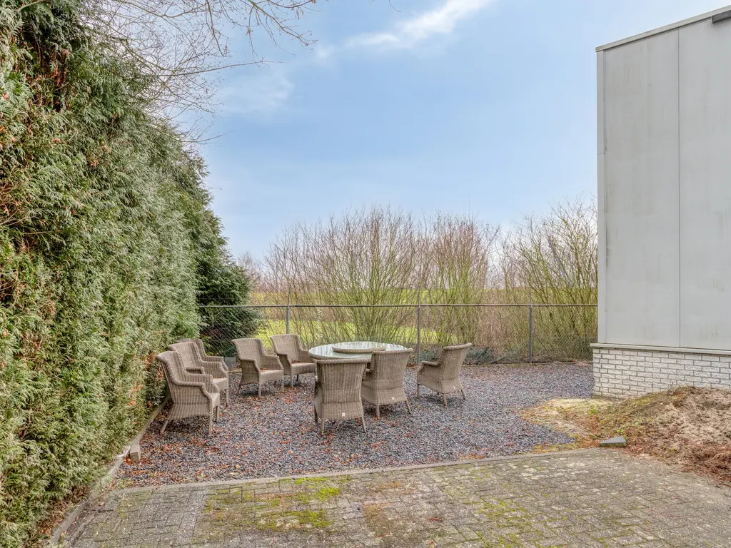 Brasem 26, Raamsdonksveer