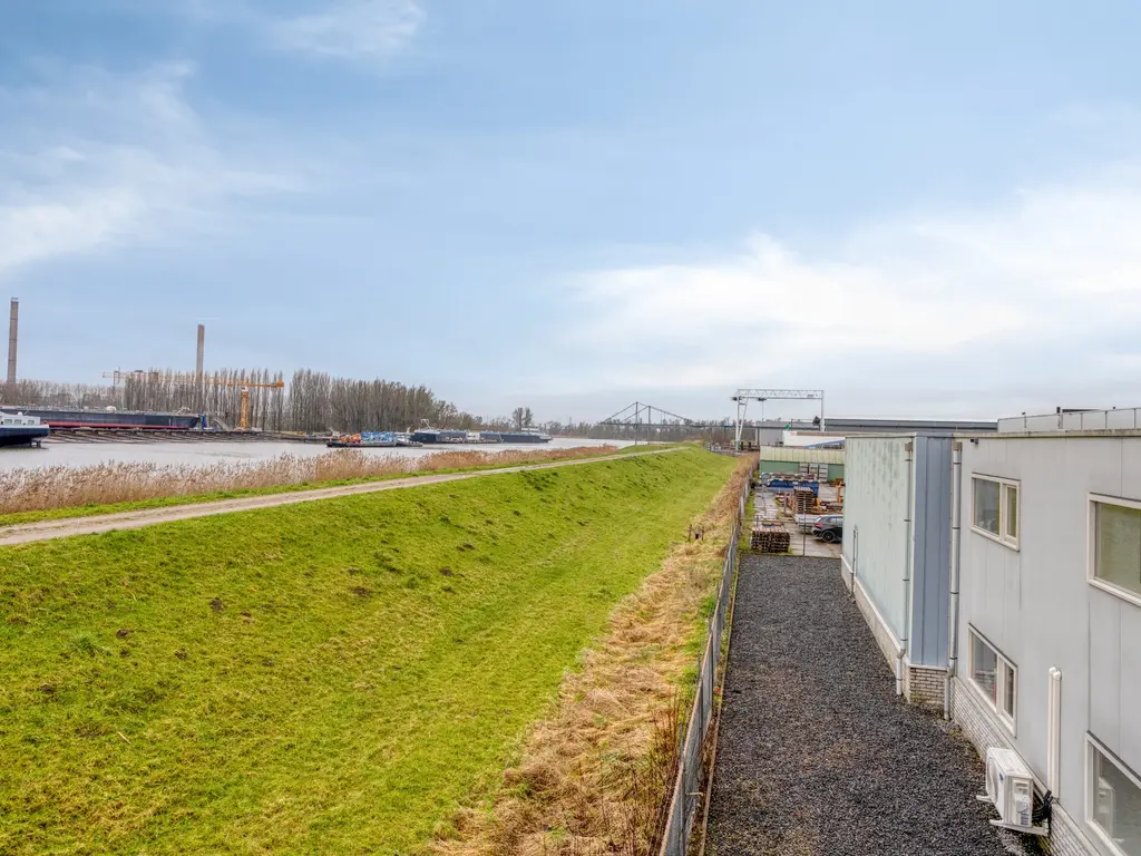 Brasem 26, Raamsdonksveer