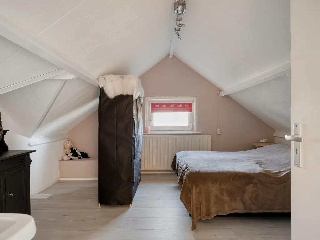 Van Wieldrechtstraat 2, Raamsdonksveer