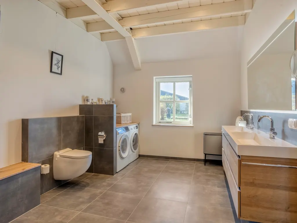 Biezenstraat 7, Roosendaal